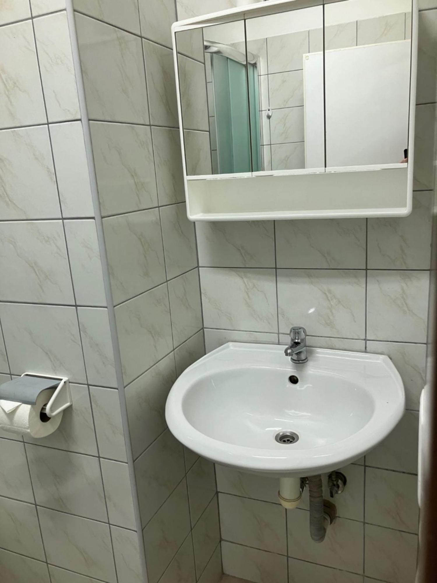 Einsteinova Petrzalka Station Daire Bratislava Dış mekan fotoğraf